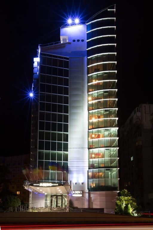Jumbo Hotel Chişinǎu Buitenkant foto