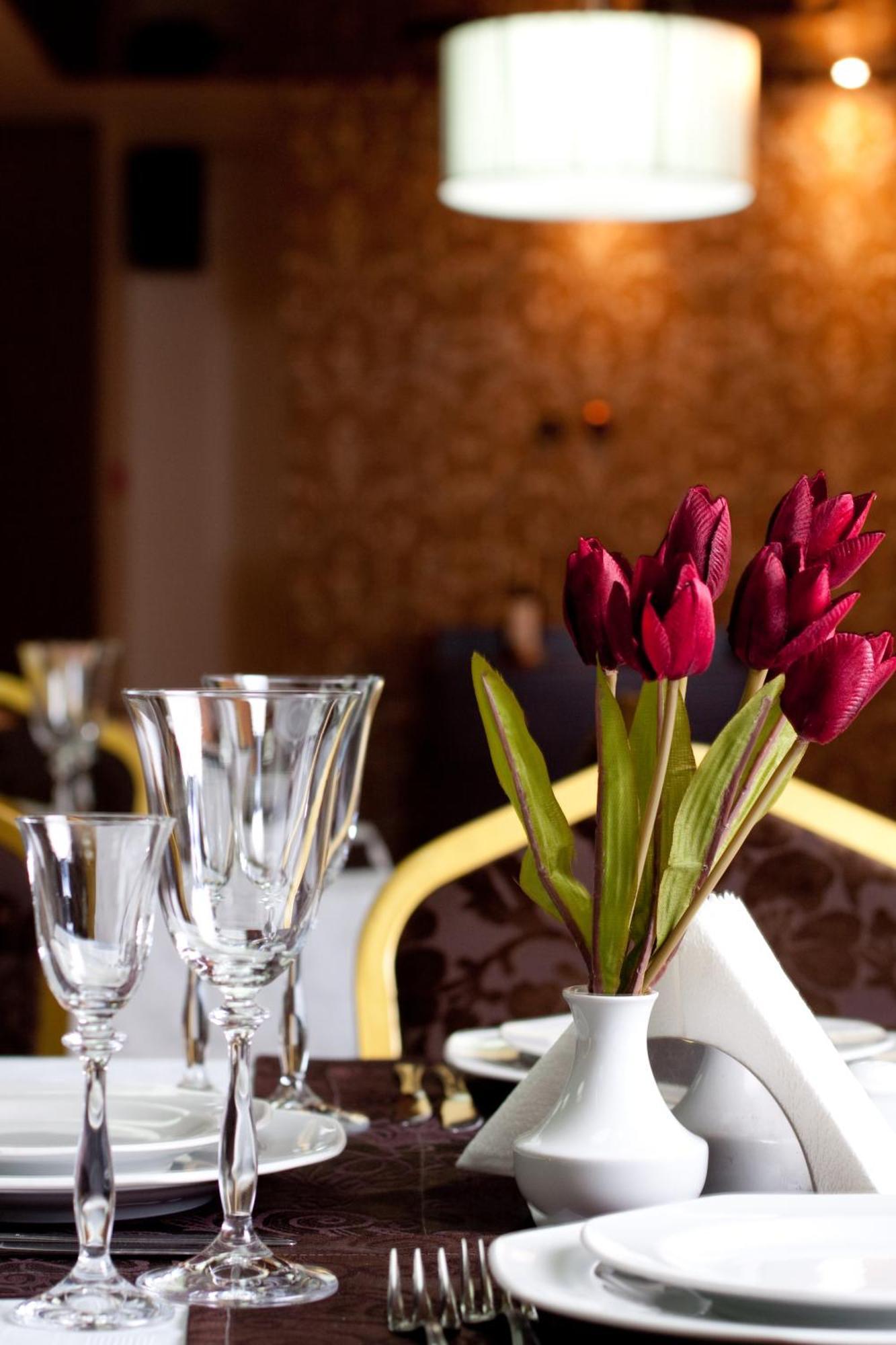 Jumbo Hotel Chişinǎu Buitenkant foto