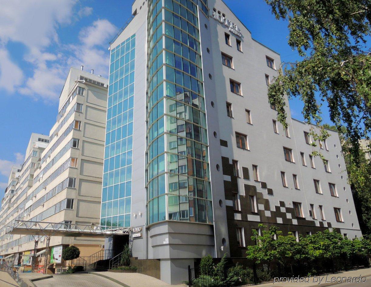 Jumbo Hotel Chişinǎu Buitenkant foto